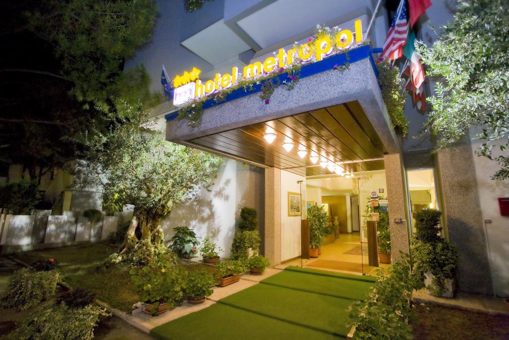 Hotel Metropol Каорле Екстер'єр фото